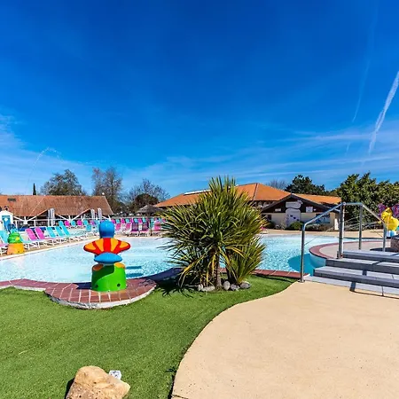 Mobilehome Familial Campsite 4*